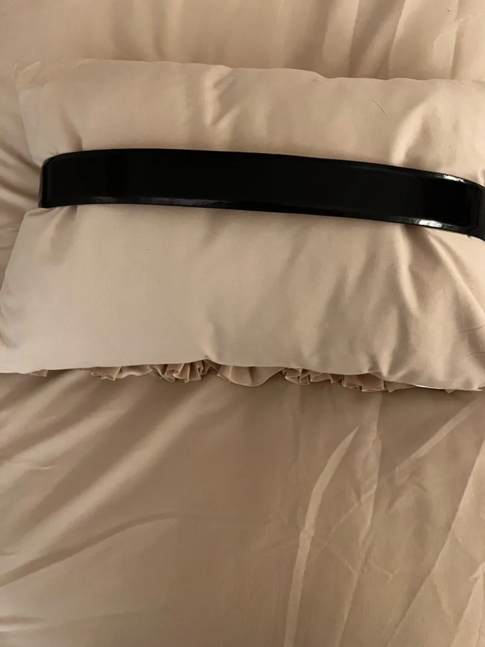 Ralph Lauren Black Patent Wide Waist Belt with Gold-Tone Accents - Picture 4 of 6
